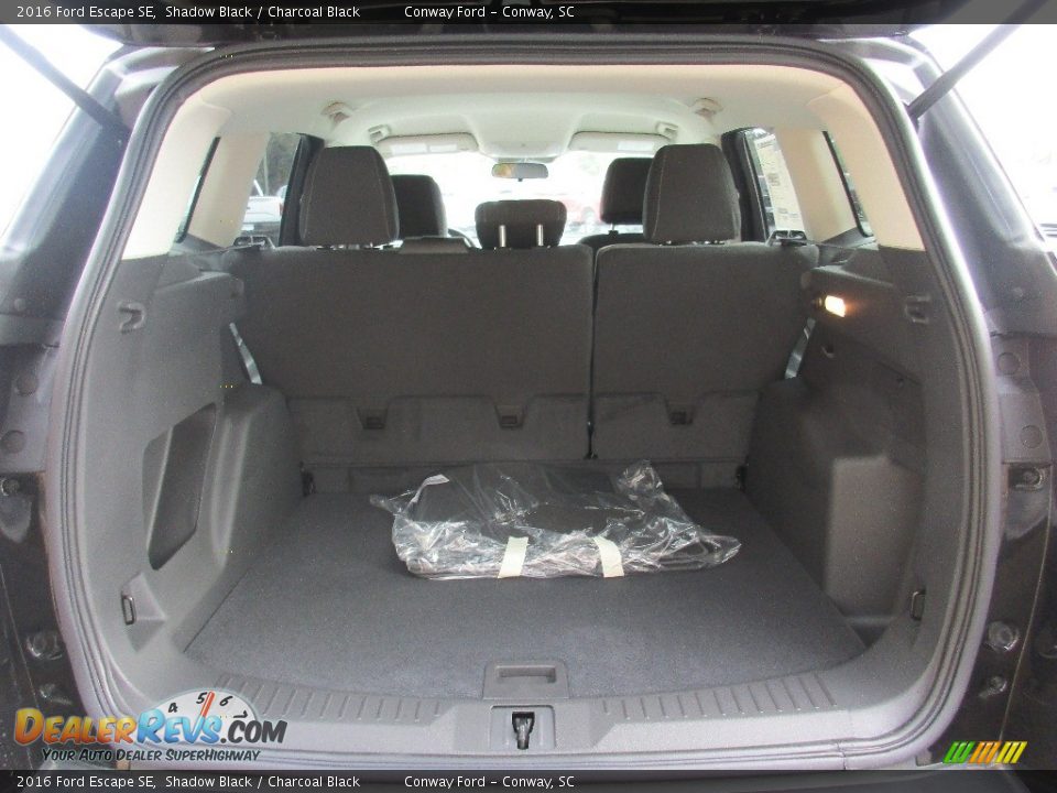 2016 Ford Escape SE Shadow Black / Charcoal Black Photo #10