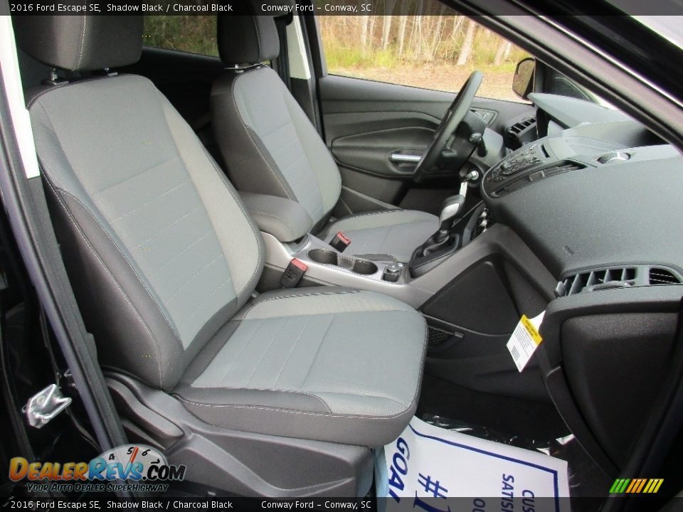 2016 Ford Escape SE Shadow Black / Charcoal Black Photo #18