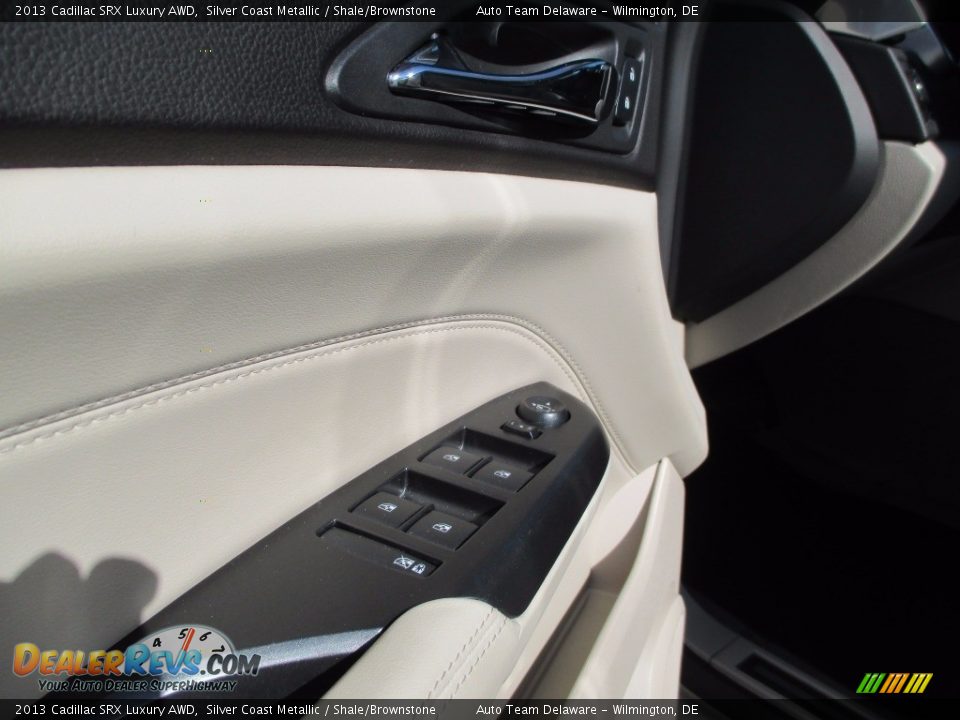 2013 Cadillac SRX Luxury AWD Silver Coast Metallic / Shale/Brownstone Photo #24