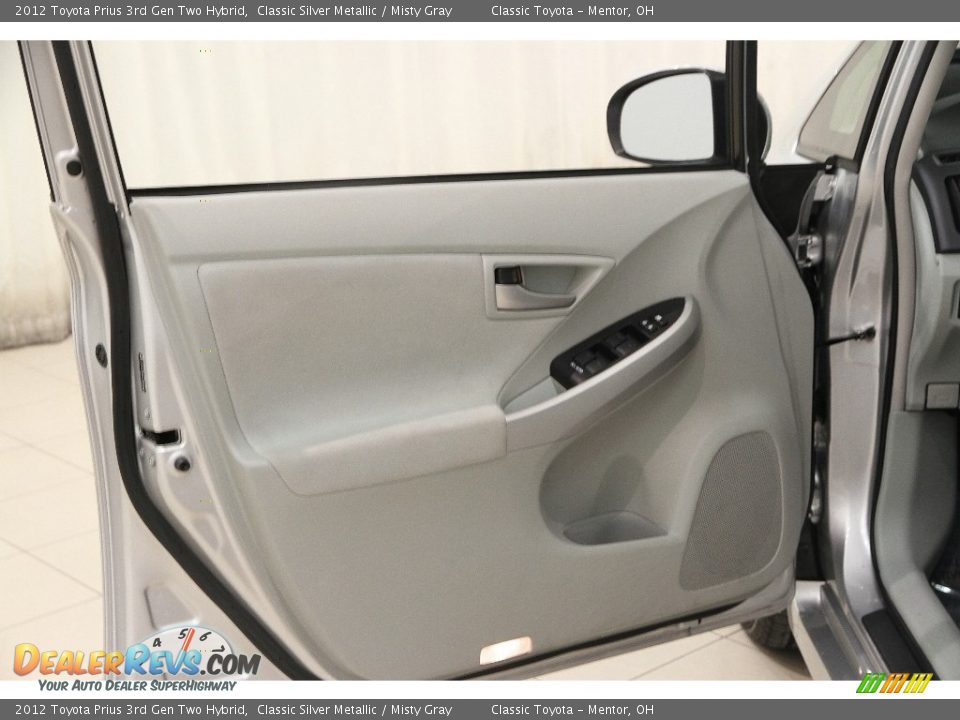 2012 Toyota Prius 3rd Gen Two Hybrid Classic Silver Metallic / Misty Gray Photo #4