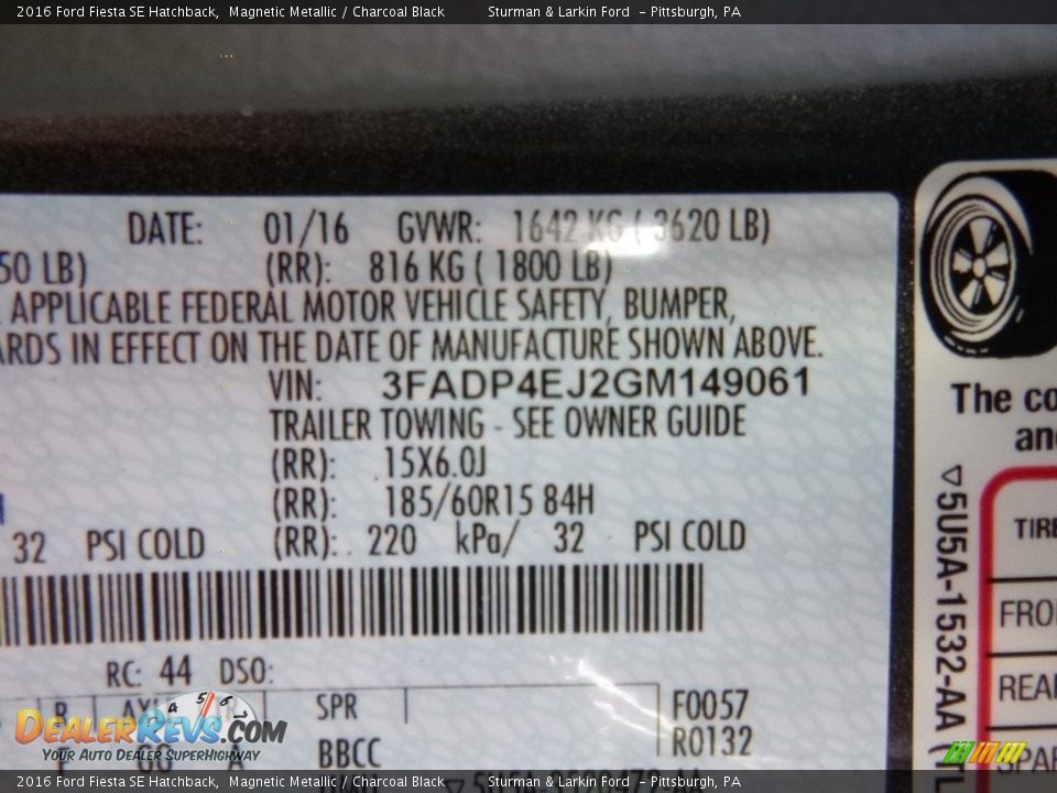 2016 Ford Fiesta SE Hatchback Magnetic Metallic / Charcoal Black Photo #11