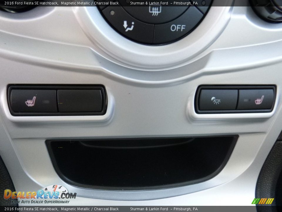 2016 Ford Fiesta SE Hatchback Magnetic Metallic / Charcoal Black Photo #14