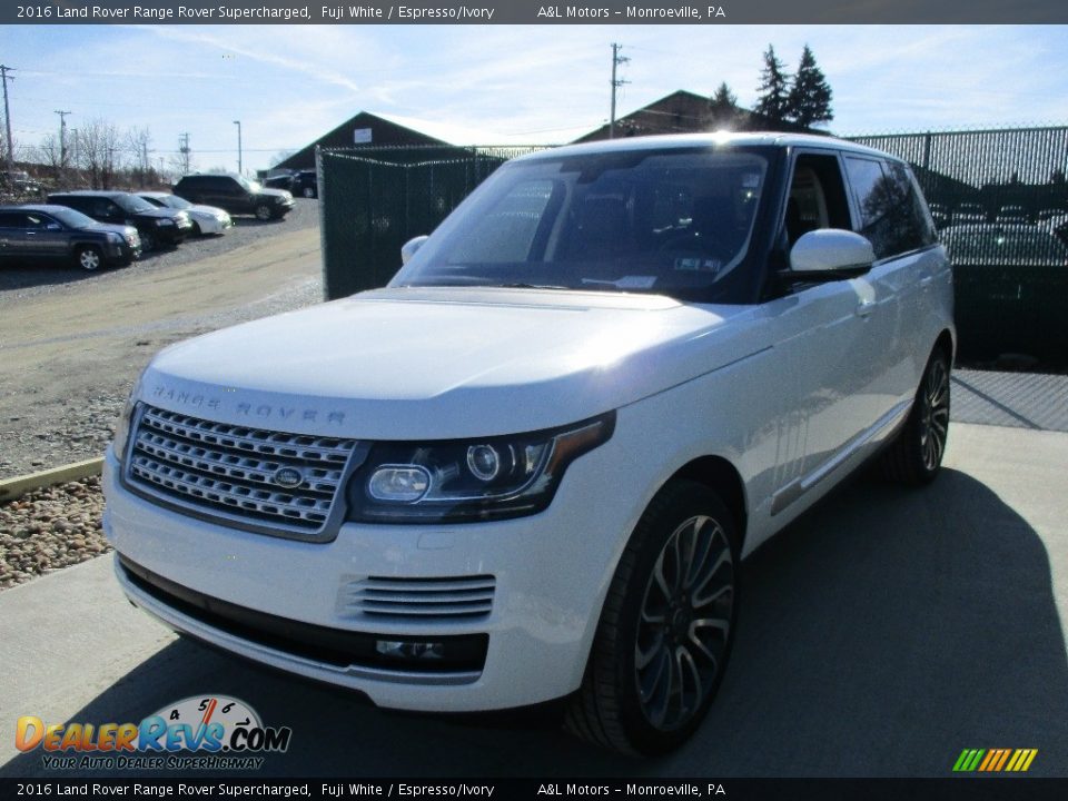 2016 Land Rover Range Rover Supercharged Fuji White / Espresso/Ivory Photo #7