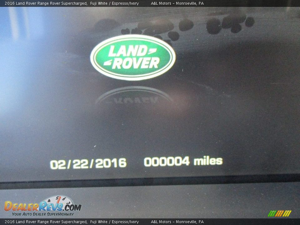 2016 Land Rover Range Rover Supercharged Fuji White / Espresso/Ivory Photo #20