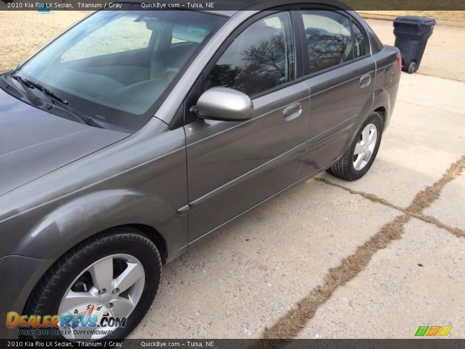 2010 Kia Rio LX Sedan Titanium / Gray Photo #5