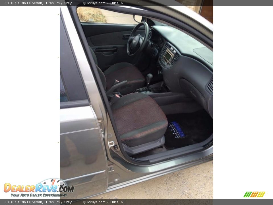 2010 Kia Rio LX Sedan Titanium / Gray Photo #9