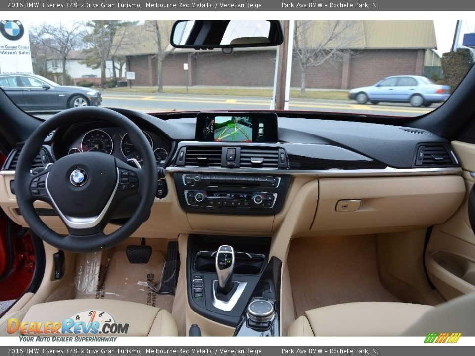 Dashboard of 2016 BMW 3 Series 328i xDrive Gran Turismo Photo #15
