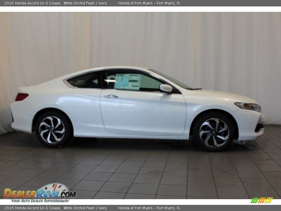 2016 Honda Accord LX-S Coupe White Orchid Pearl / Ivory Photo #3
