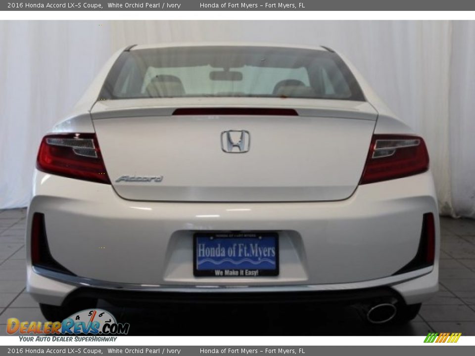 2016 Honda Accord LX-S Coupe White Orchid Pearl / Ivory Photo #5