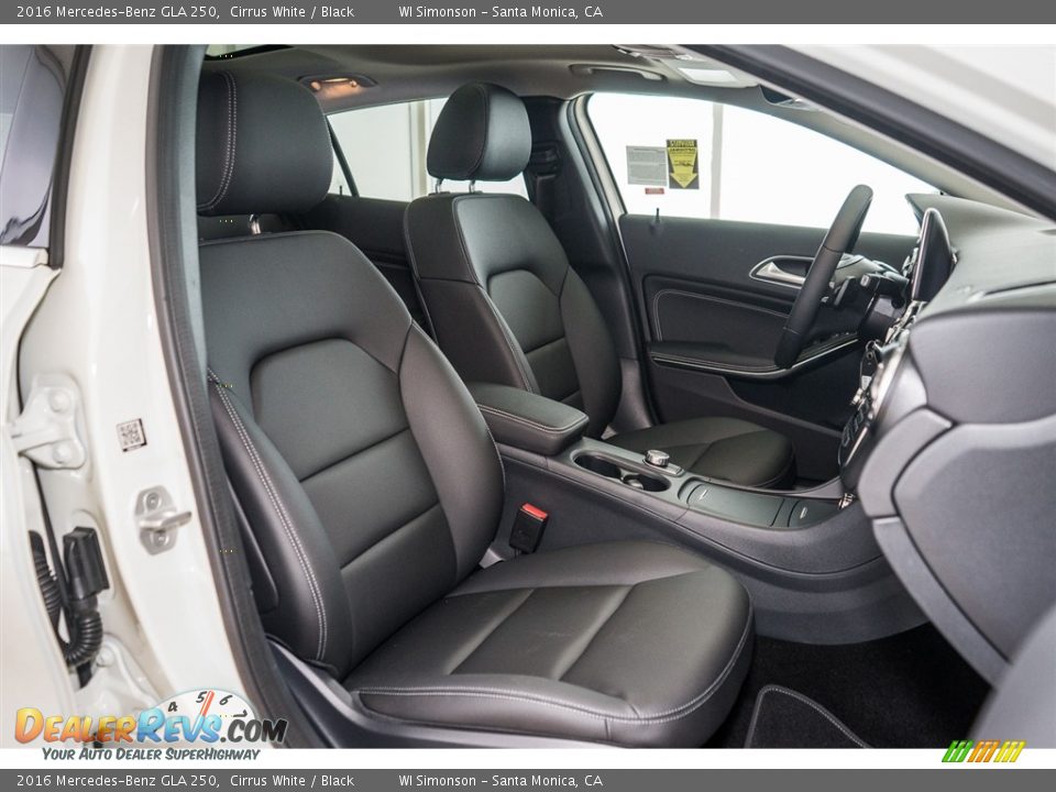 2016 Mercedes-Benz GLA 250 Cirrus White / Black Photo #2