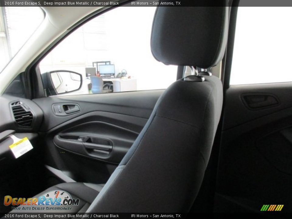 2016 Ford Escape S Deep Impact Blue Metallic / Charcoal Black Photo #16