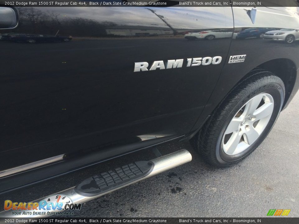 2012 Dodge Ram 1500 ST Regular Cab 4x4 Black / Dark Slate Gray/Medium Graystone Photo #27