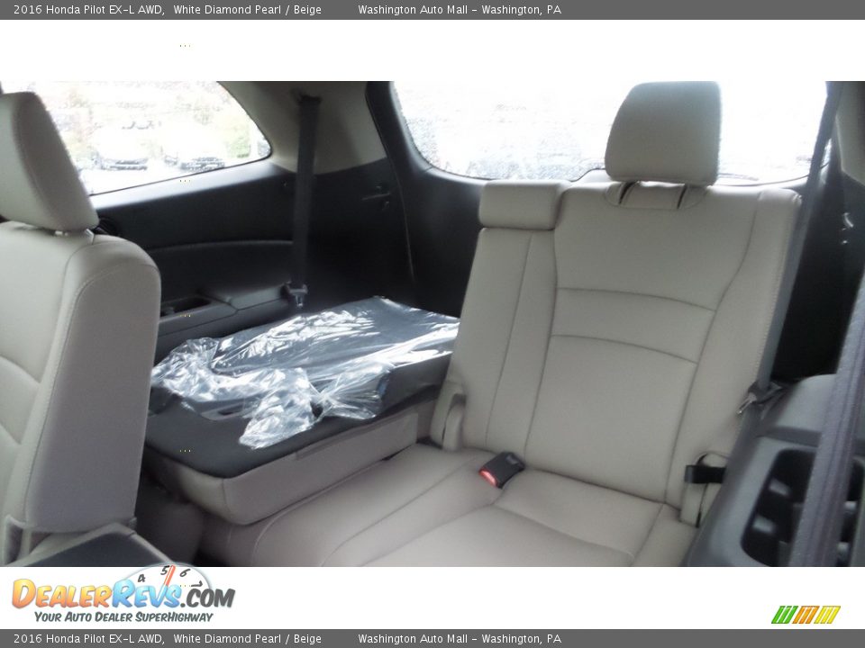 2016 Honda Pilot EX-L AWD White Diamond Pearl / Beige Photo #11