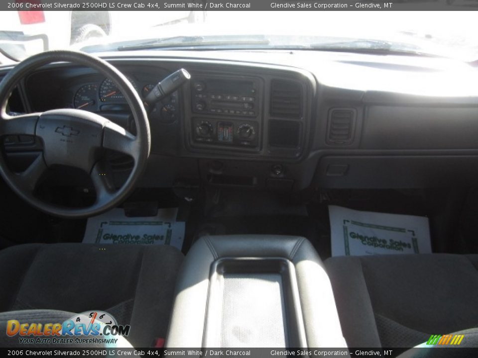 2006 Chevrolet Silverado 2500HD LS Crew Cab 4x4 Summit White / Dark Charcoal Photo #20