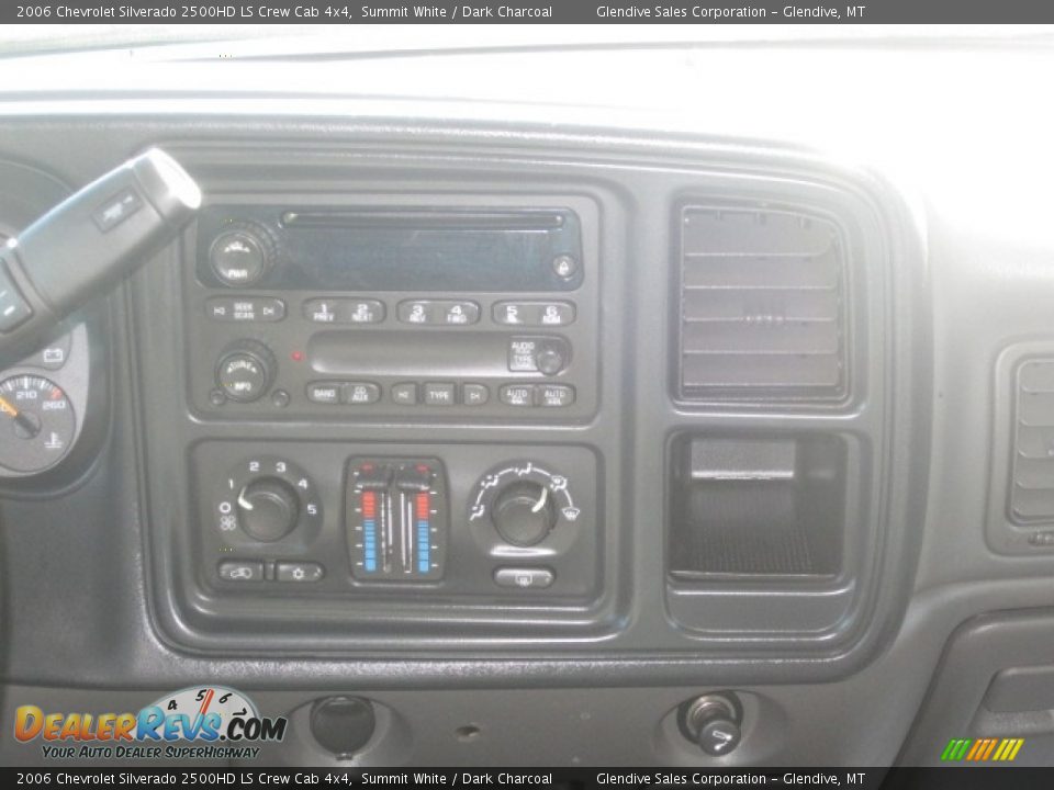 2006 Chevrolet Silverado 2500HD LS Crew Cab 4x4 Summit White / Dark Charcoal Photo #22