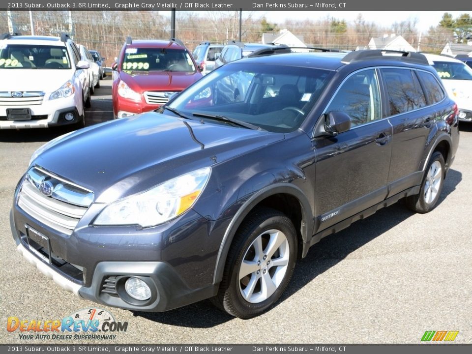 Front 3/4 View of 2013 Subaru Outback 3.6R Limited Photo #3