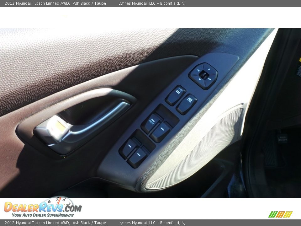 2012 Hyundai Tucson Limited AWD Ash Black / Taupe Photo #16