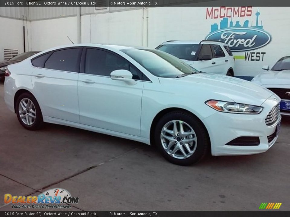2016 Ford Fusion SE Oxford White / Charcoal Black Photo #1