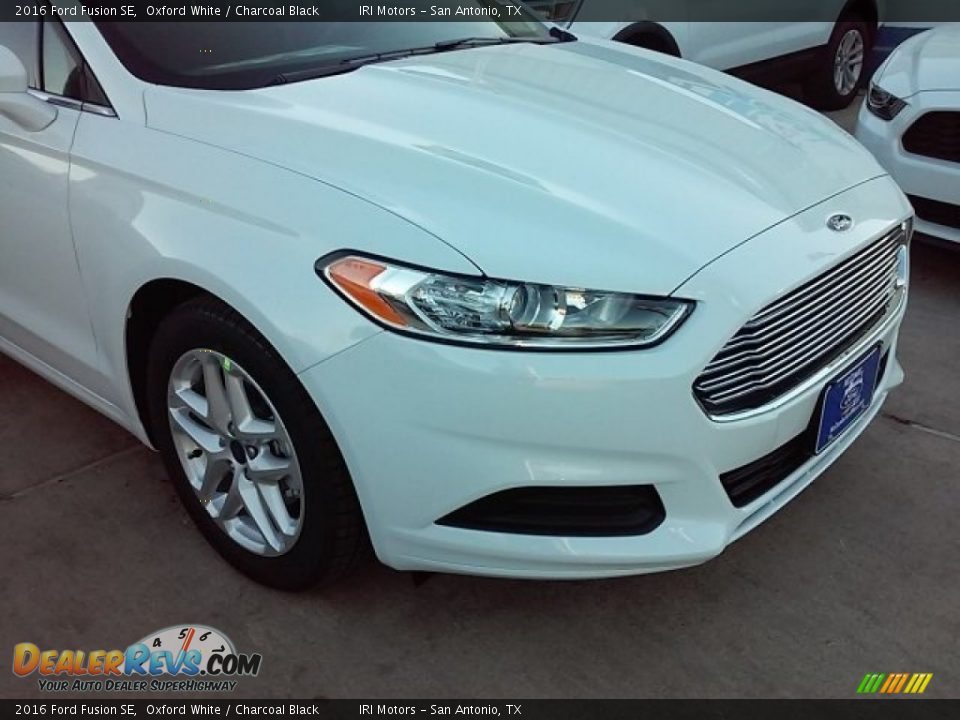 2016 Ford Fusion SE Oxford White / Charcoal Black Photo #3