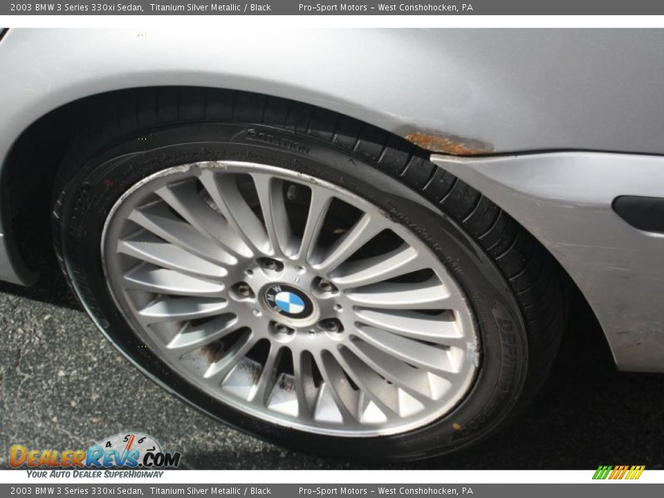 2003 BMW 3 Series 330xi Sedan Titanium Silver Metallic / Black Photo #11