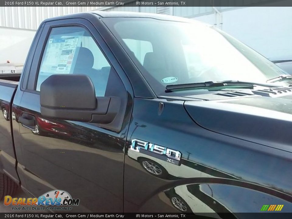 2016 Ford F150 XL Regular Cab Green Gem / Medium Earth Gray Photo #6
