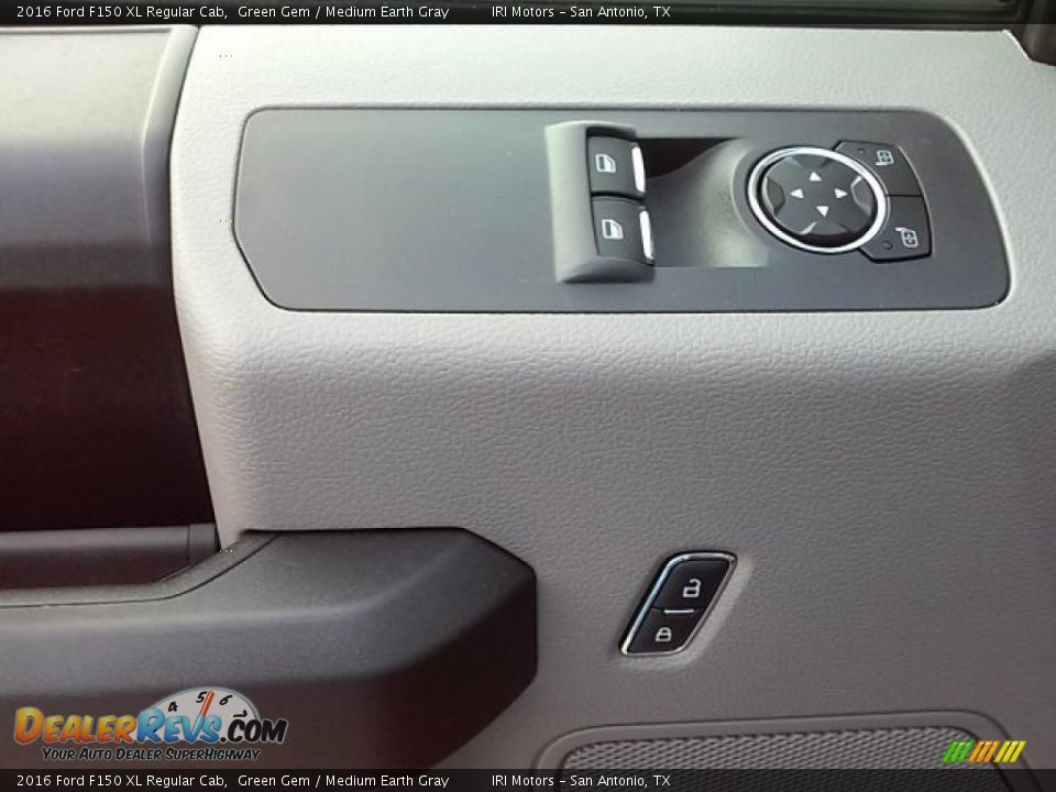 2016 Ford F150 XL Regular Cab Green Gem / Medium Earth Gray Photo #18