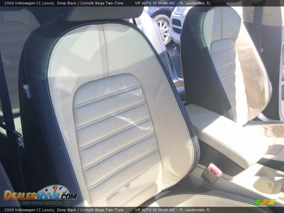 2009 Volkswagen CC Luxury Deep Black / Cornsilk Beige Two-Tone Photo #14