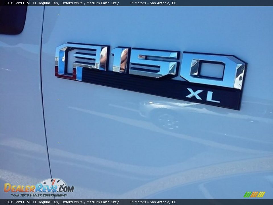 2016 Ford F150 XL Regular Cab Oxford White / Medium Earth Gray Photo #5