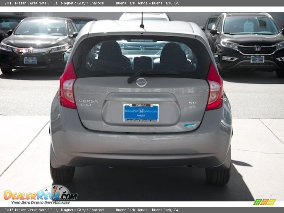 2015 Nissan Versa Note S Plus Magnetic Gray / Charcoal Photo #10