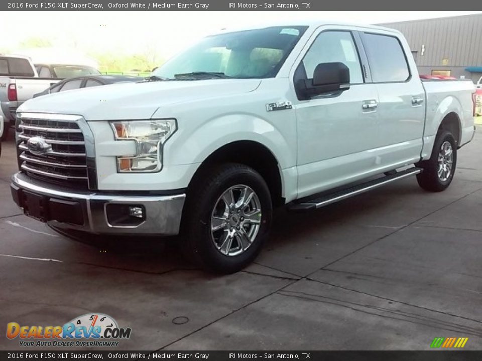 2016 Ford F150 XLT SuperCrew Oxford White / Medium Earth Gray Photo #3
