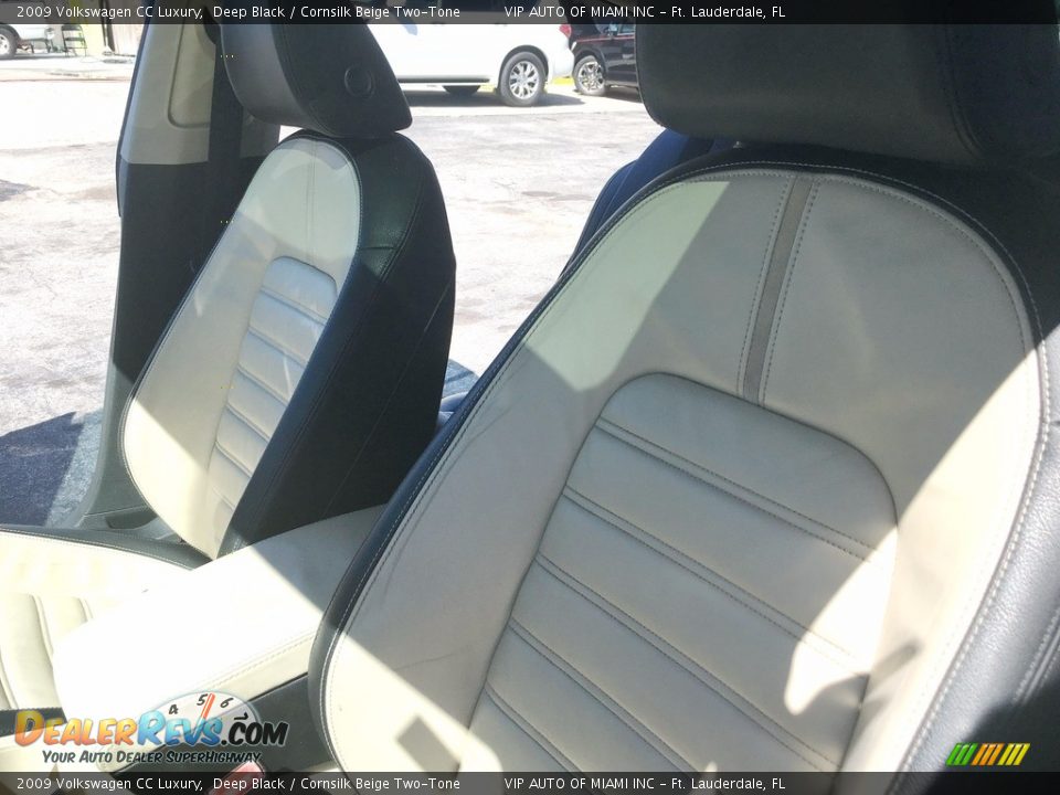 2009 Volkswagen CC Luxury Deep Black / Cornsilk Beige Two-Tone Photo #34
