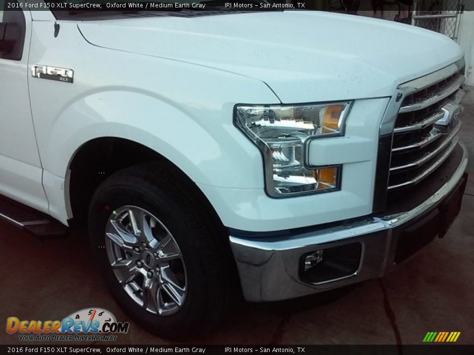 2016 Ford F150 XLT SuperCrew Oxford White / Medium Earth Gray Photo #8