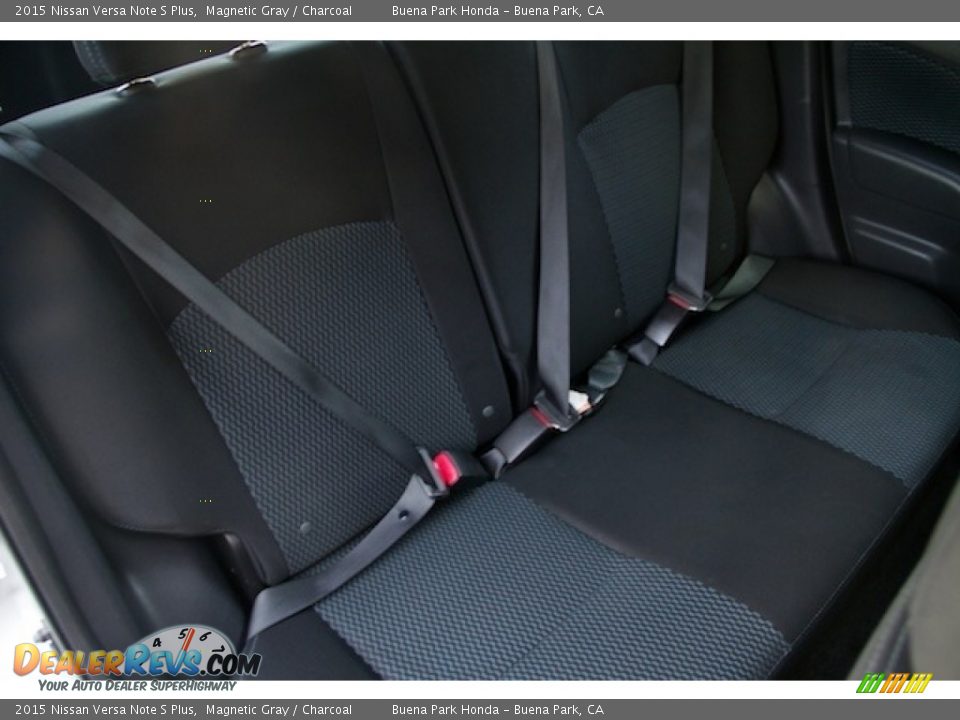 2015 Nissan Versa Note S Plus Magnetic Gray / Charcoal Photo #18