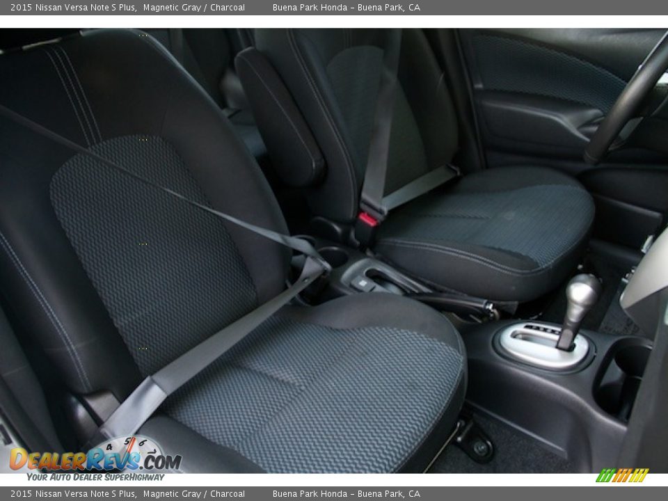 2015 Nissan Versa Note S Plus Magnetic Gray / Charcoal Photo #20