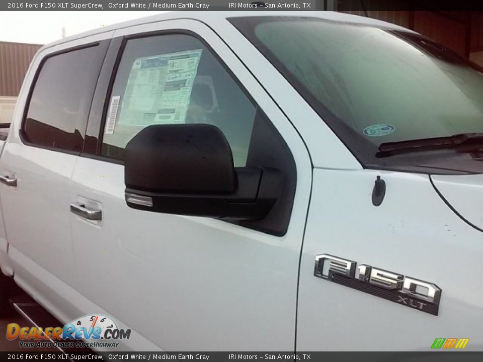 2016 Ford F150 XLT SuperCrew Oxford White / Medium Earth Gray Photo #11