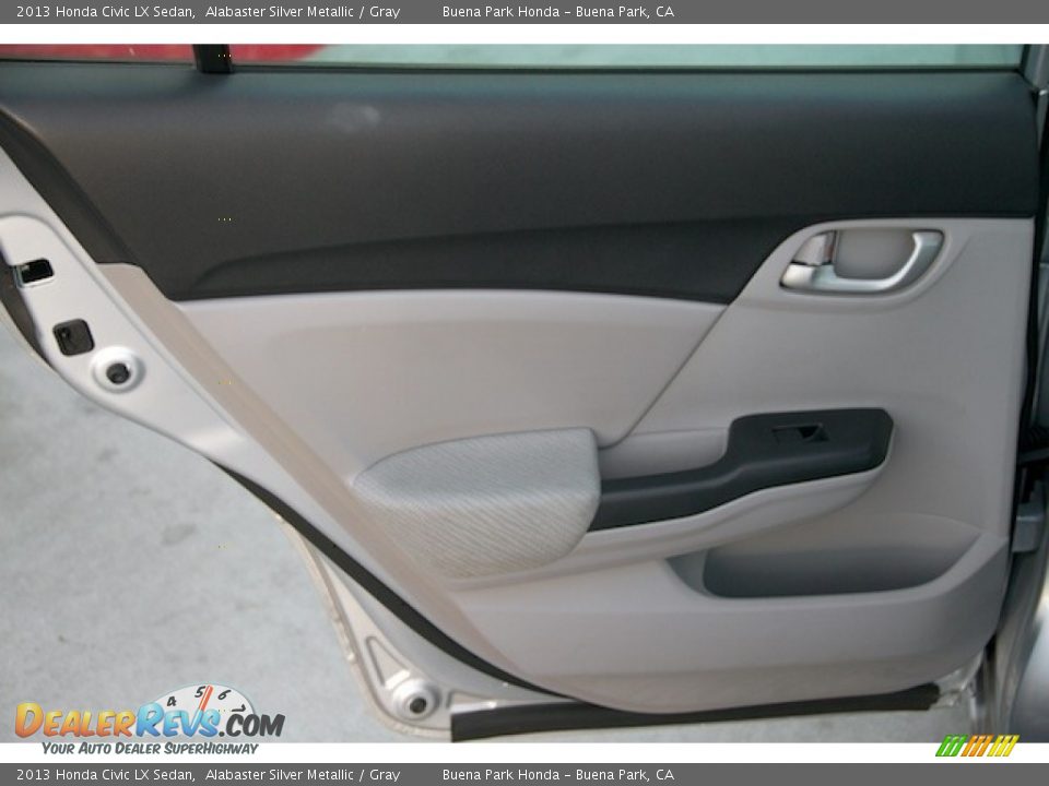 2013 Honda Civic LX Sedan Alabaster Silver Metallic / Gray Photo #23