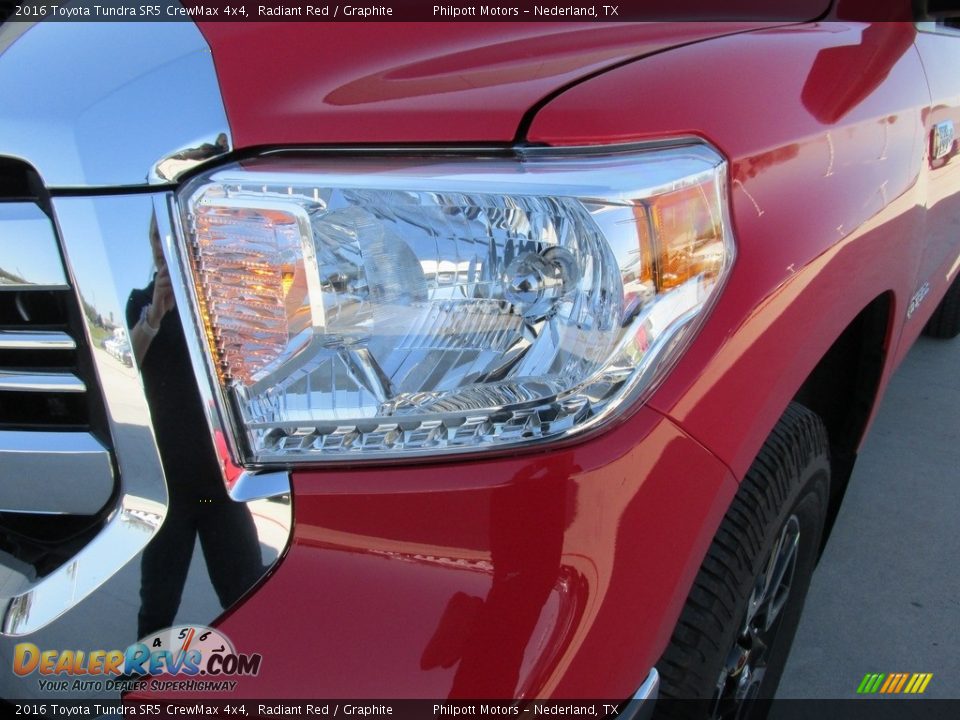 2016 Toyota Tundra SR5 CrewMax 4x4 Radiant Red / Graphite Photo #9