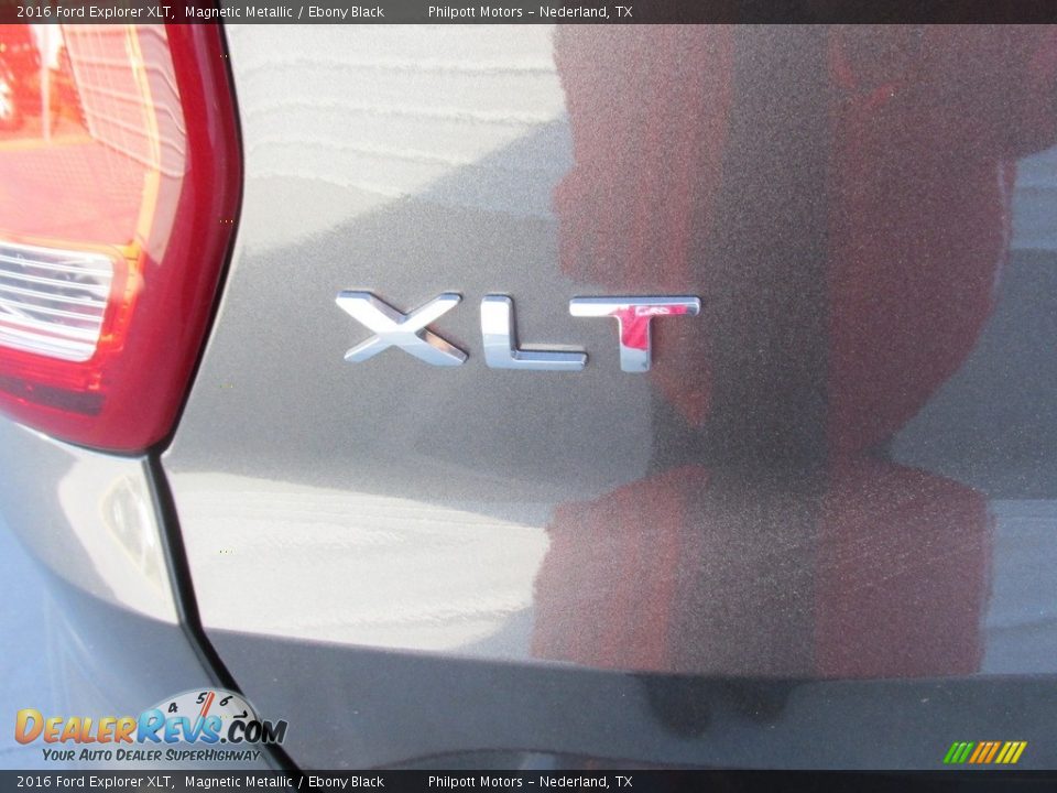2016 Ford Explorer XLT Magnetic Metallic / Ebony Black Photo #13
