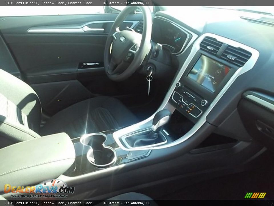 2016 Ford Fusion SE Shadow Black / Charcoal Black Photo #15