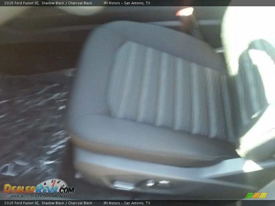 2016 Ford Fusion SE Shadow Black / Charcoal Black Photo #22