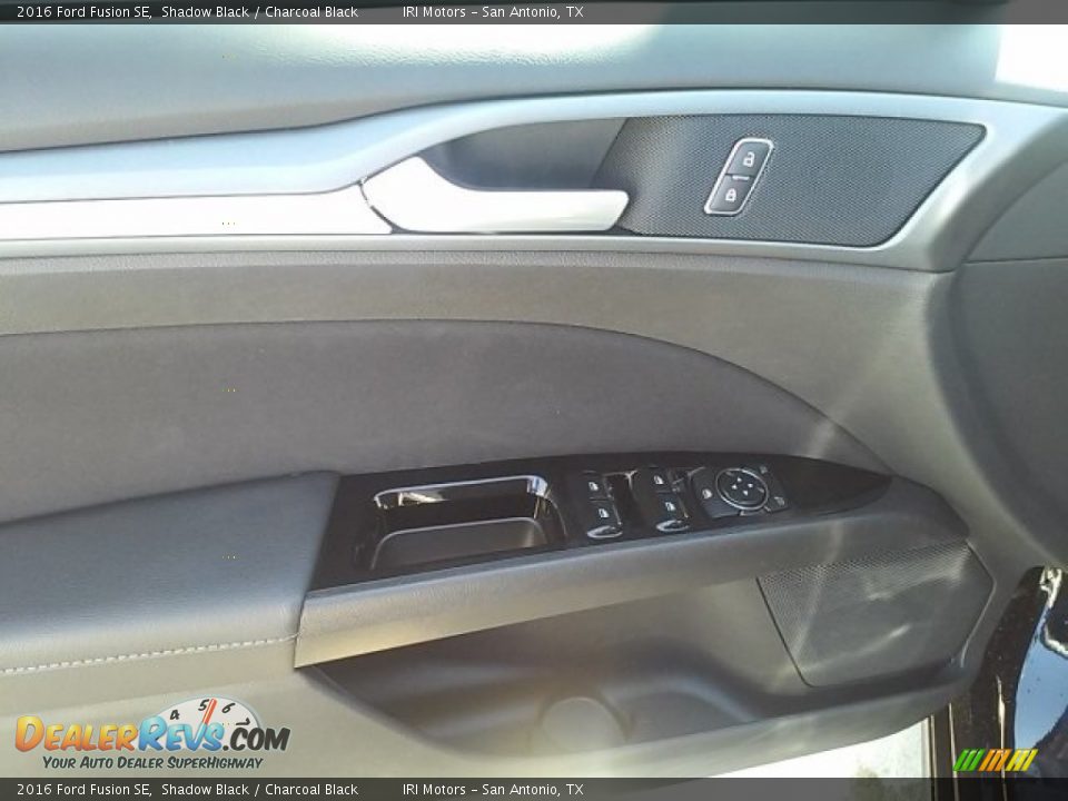 2016 Ford Fusion SE Shadow Black / Charcoal Black Photo #24