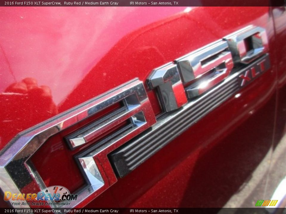 2016 Ford F150 XLT SuperCrew Ruby Red / Medium Earth Gray Photo #3