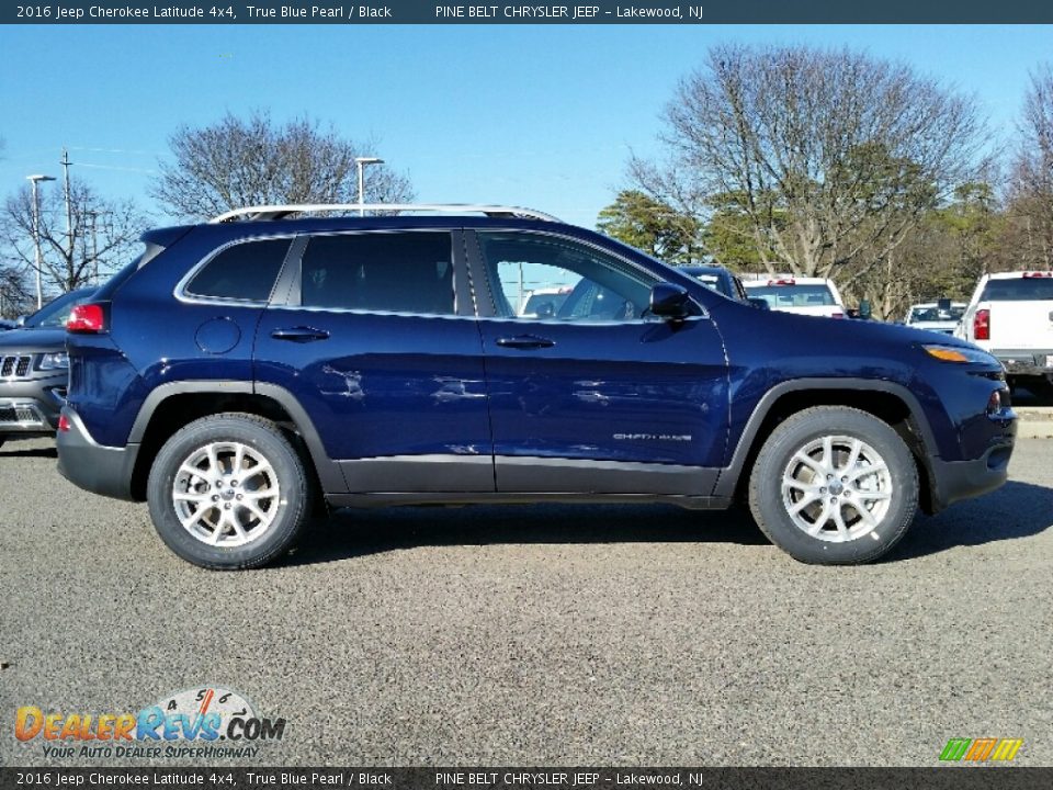 2016 Jeep Cherokee Latitude 4x4 True Blue Pearl / Black Photo #3
