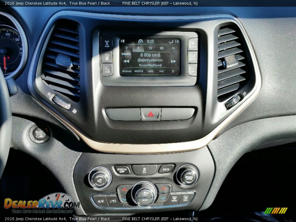 2016 Jeep Cherokee Latitude 4x4 True Blue Pearl / Black Photo #9