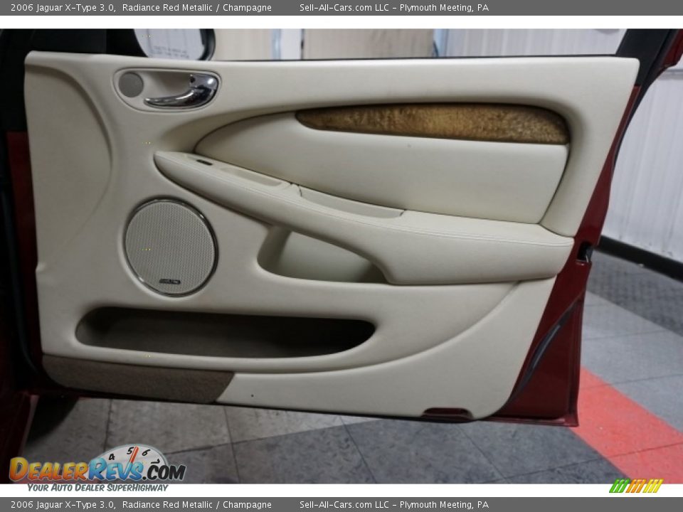 2006 Jaguar X-Type 3.0 Radiance Red Metallic / Champagne Photo #17