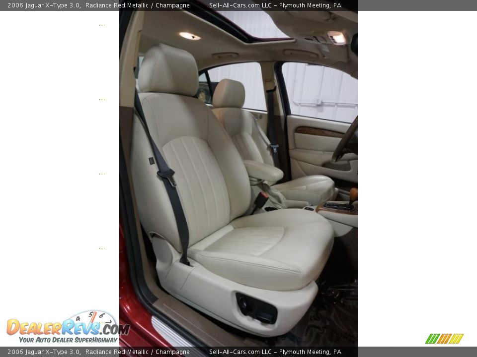 2006 Jaguar X-Type 3.0 Radiance Red Metallic / Champagne Photo #18