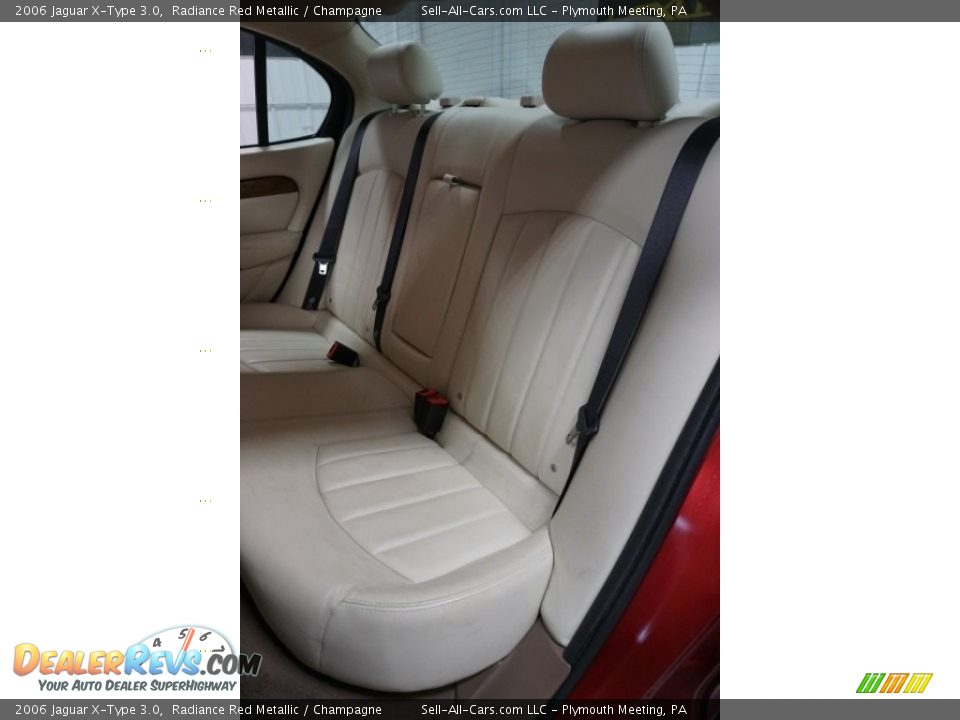 2006 Jaguar X-Type 3.0 Radiance Red Metallic / Champagne Photo #22