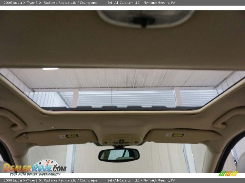 2006 Jaguar X-Type 3.0 Radiance Red Metallic / Champagne Photo #25