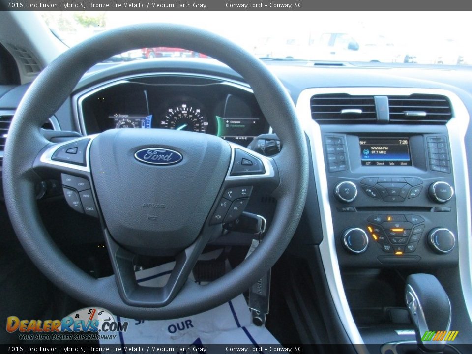 Dashboard of 2016 Ford Fusion Hybrid S Photo #23