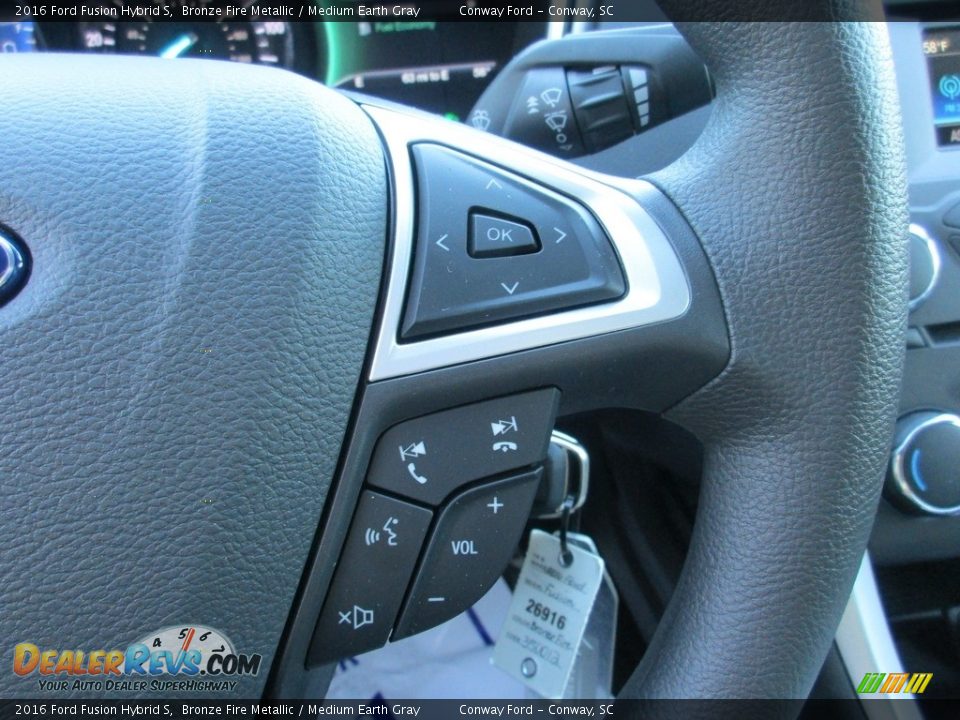 Controls of 2016 Ford Fusion Hybrid S Photo #30